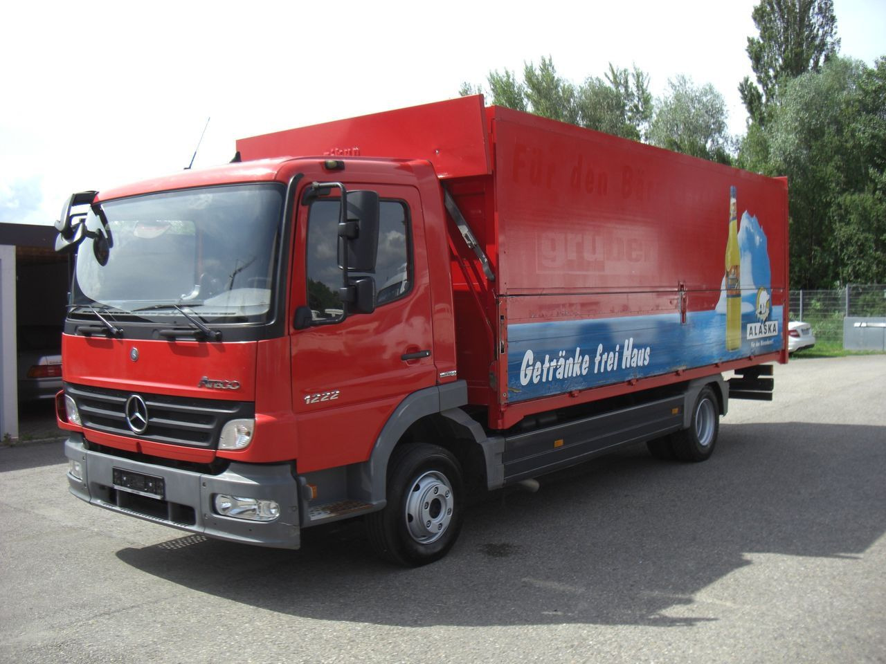 Mercedes-Benz 1222L / Automatik - Drankenwagen vrachtwagen: afbeelding 1 Mercedes-Benz 1222L / Automatik - Drankenwagen vrachtwagen: afbeelding 1