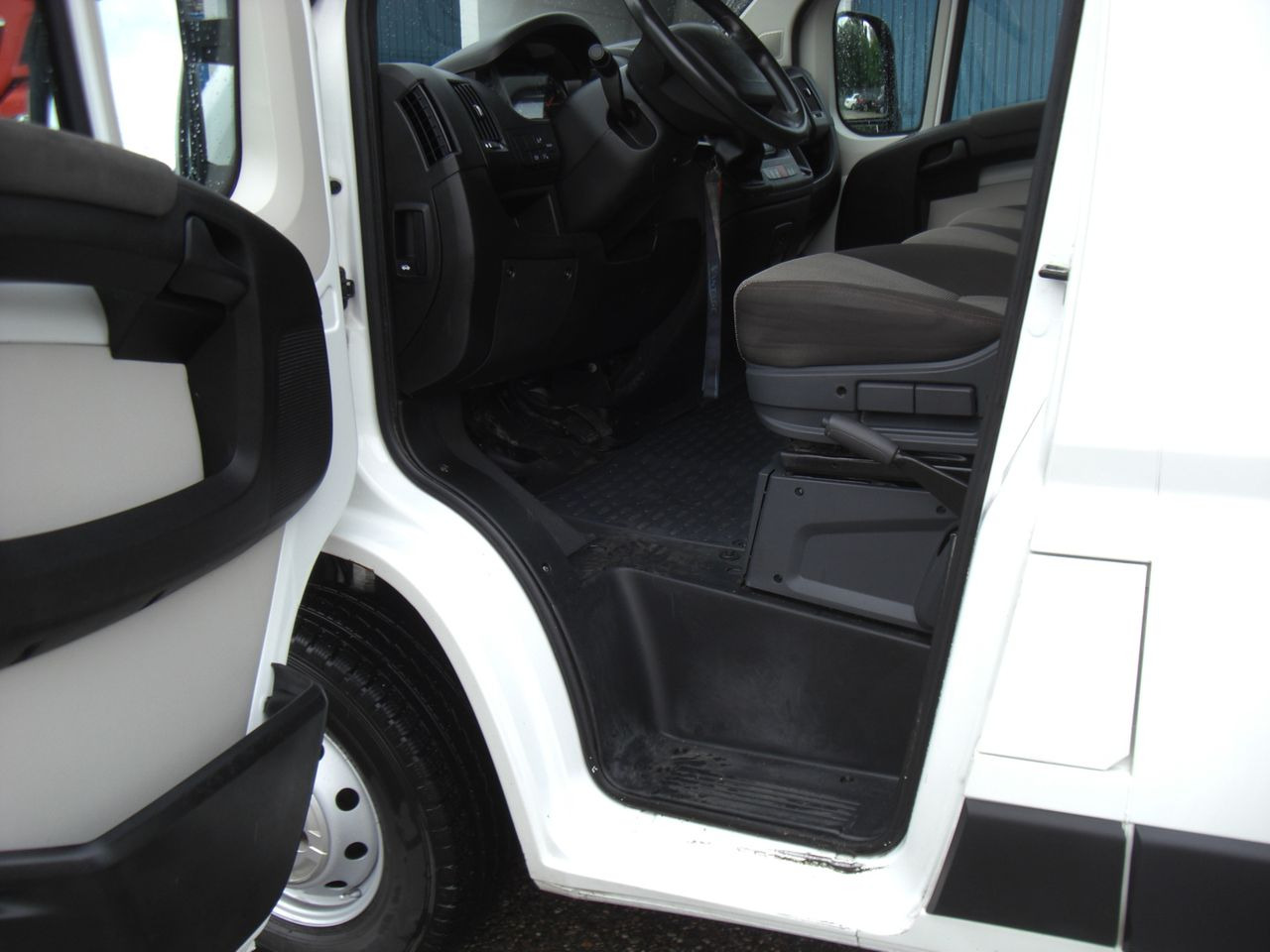 Kleine bestelwagen Peugeot BOXER 2,0 KURZ/NIEDRIG: afbeelding 9