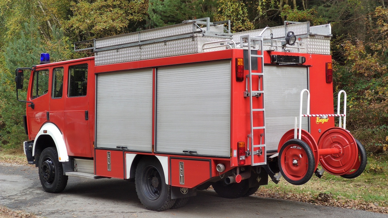 Vrachtwagen Mercedes-Benz 1224 AF: afbeelding 8