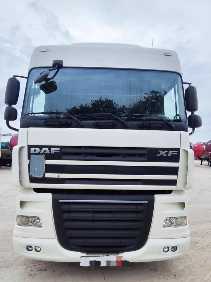 Daf XF105 - Trekker: afbeelding 1 Daf XF105 - Trekker: afbeelding 1