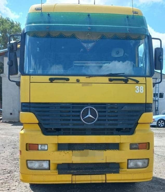 Mercedes-Benz Actros Tractor unit - Trekker: afbeelding 1 Mercedes-Benz Actros Tractor unit - Trekker: afbeelding 1
