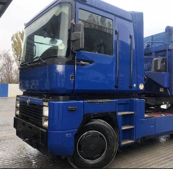 Renault 430 Tractor unit - Trekker: afbeelding 5 Renault 430 Tractor unit - Trekker: afbeelding 5