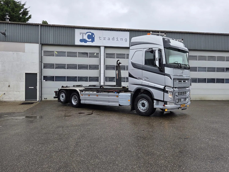 Volvo FH 460 VDL hooklift - Haakarmsysteem vrachtwagen: afbeelding 2 Volvo FH 460 VDL hooklift - Haakarmsysteem vrachtwagen: afbeelding 2