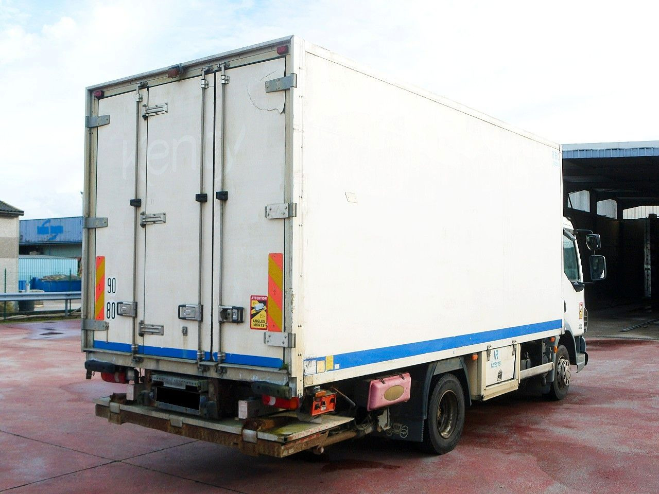 DAF LF 45.160 ISOTHERM KOFFER LADEBORDWAND - Koelwagen vrachtwagen: afbeelding 5 DAF LF 45.160 ISOTHERM KOFFER LADEBORDWAND - Koelwagen vrachtwagen: afbeelding 5