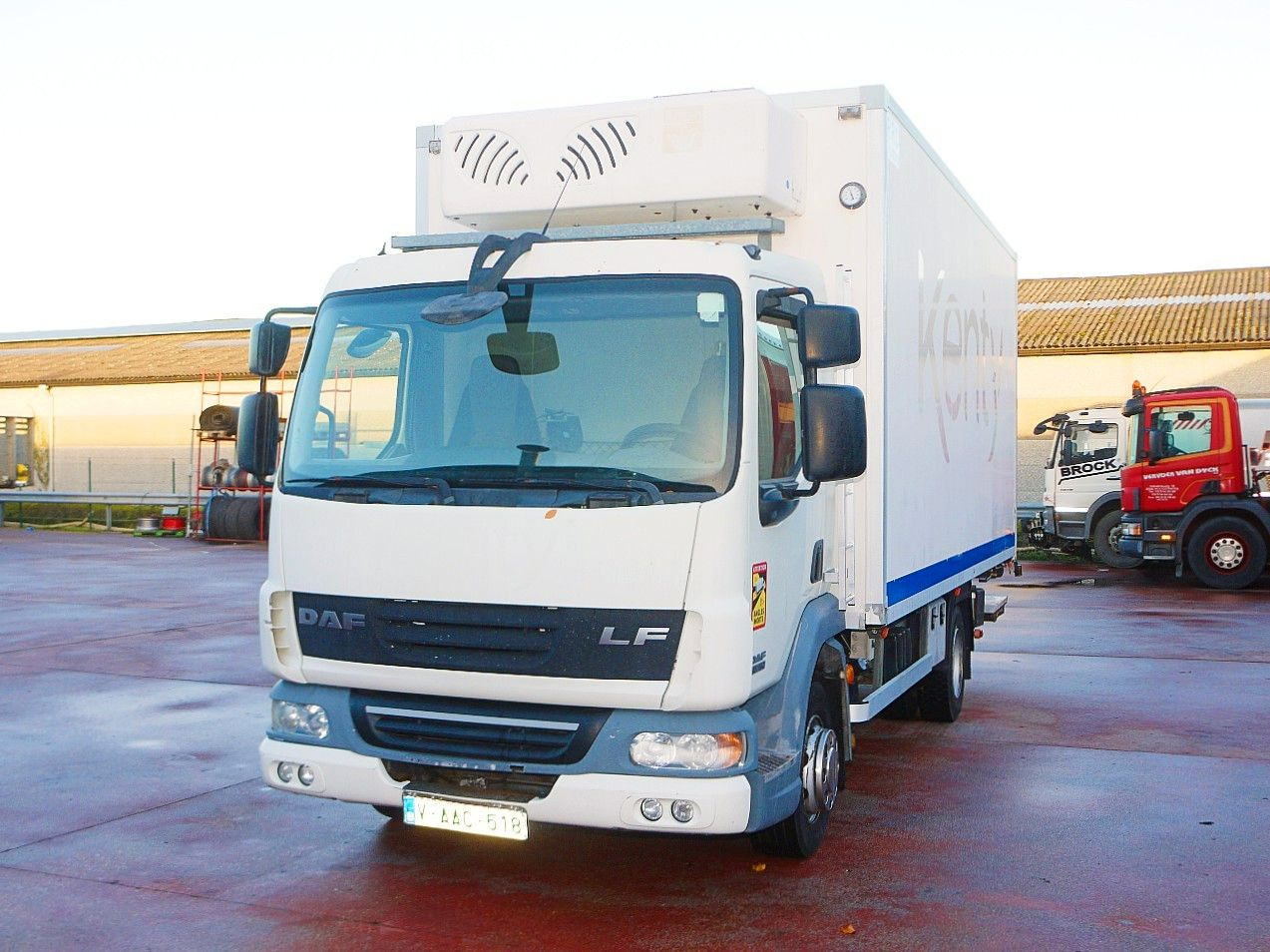 DAF LF 45.160 ISOTHERM KOFFER LADEBORDWAND - Koelwagen vrachtwagen: afbeelding 5 DAF LF 45.160 ISOTHERM KOFFER LADEBORDWAND - Koelwagen vrachtwagen: afbeelding 5