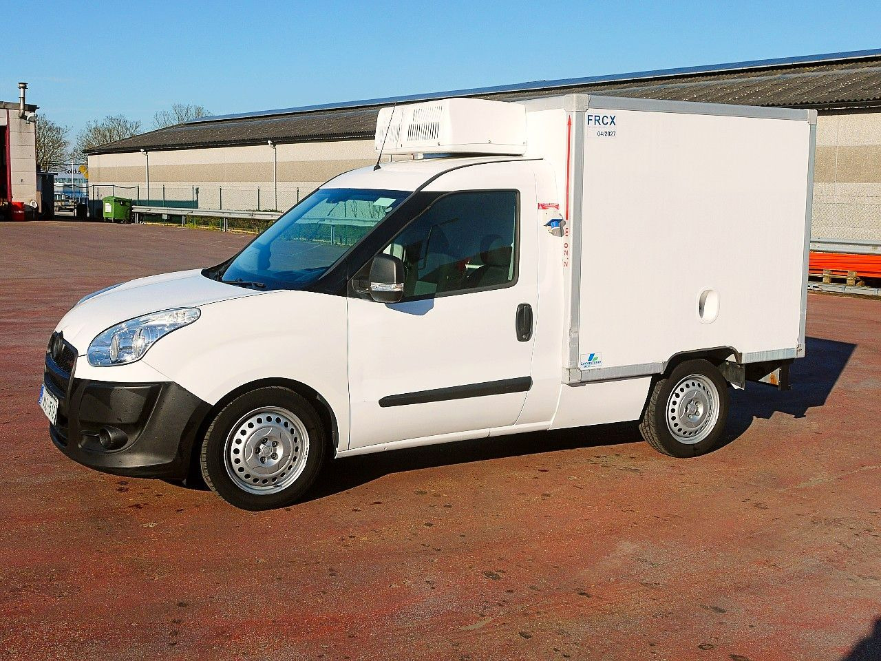 Fiat 1.3 DOBLO KUHLKOFFER RELEC FROD TR22 -20C - Koelwagen: afbeelding 4 Fiat 1.3 DOBLO KUHLKOFFER RELEC FROD TR22 -20C - Koelwagen: afbeelding 4