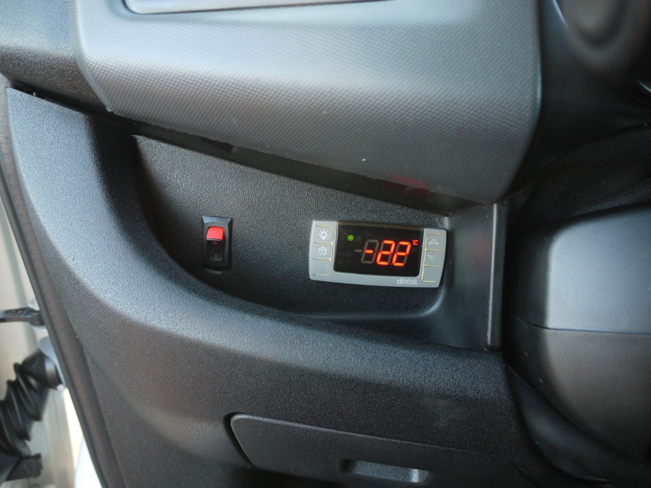 Koelwagen Fiat DOBLO 1.6 KUHLKOFFER CARRIER XARIOS -20 / AIRCO: afbeelding 18