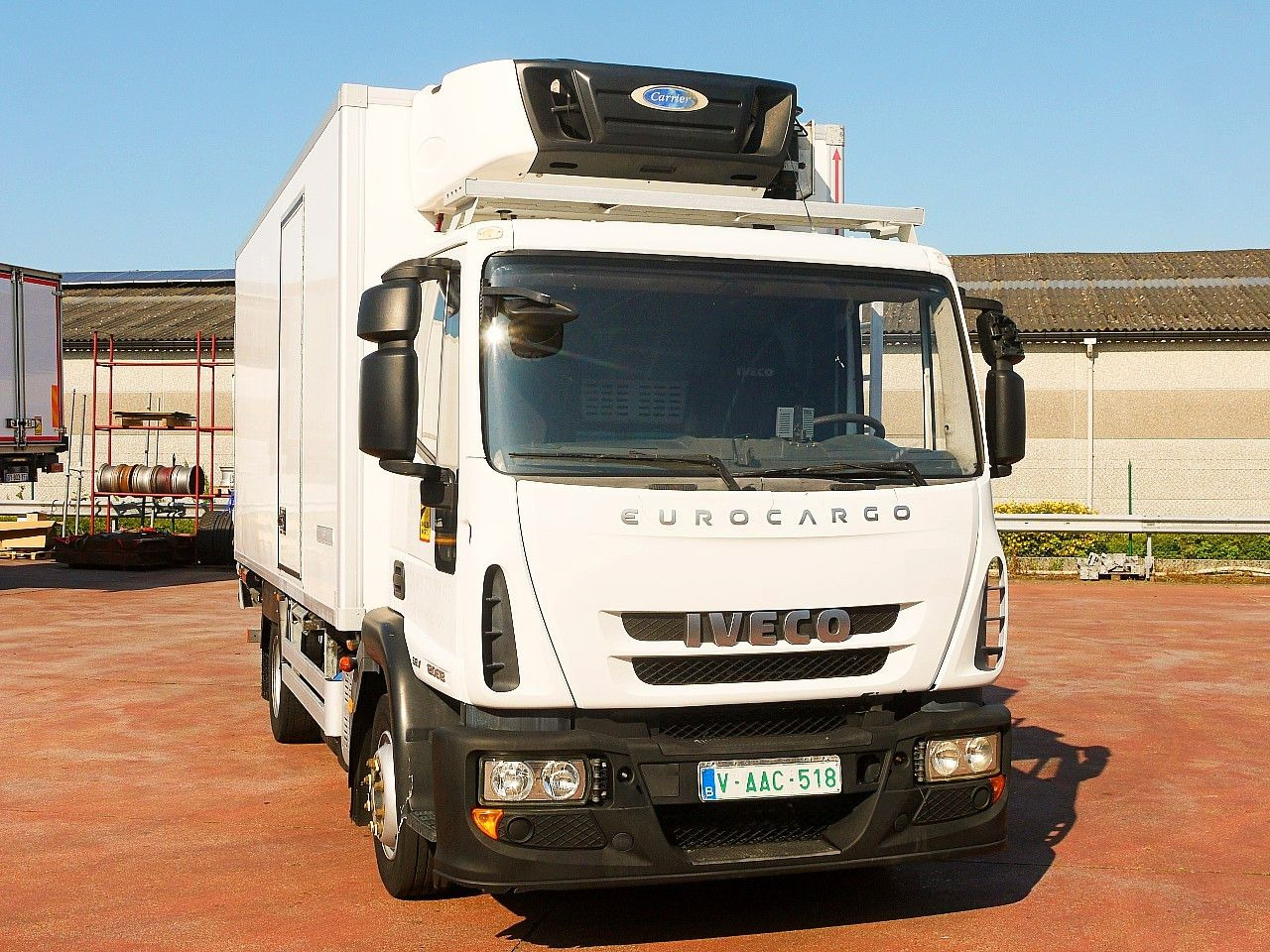 Iveco 120E18 EUROCARGO KUHLKOFFER CARRIER SUPRA 550 - Koelwagen vrachtwagen: afbeelding 1 Iveco 120E18 EUROCARGO KUHLKOFFER CARRIER SUPRA 550 - Koelwagen vrachtwagen: afbeelding 1