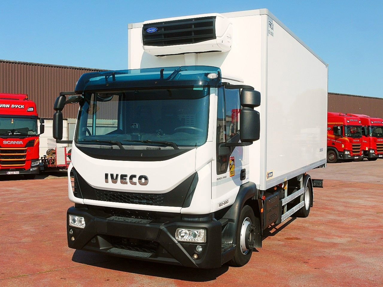 Iveco 120E28 KUHLKOFFER FLEISH BAHNEN CARRIER XARIOS - Koelwagen vrachtwagen: afbeelding 5 Iveco 120E28 KUHLKOFFER FLEISH BAHNEN CARRIER XARIOS - Koelwagen vrachtwagen: afbeelding 5