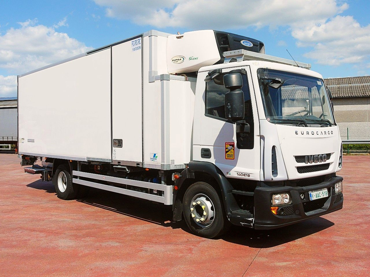 Iveco 140E19 EUROCARGO KUHLKOFFER CARRIER SUPRA 1250MT - Koelwagen vrachtwagen: afbeelding 2 Iveco 140E19 EUROCARGO KUHLKOFFER CARRIER SUPRA 1250MT - Koelwagen vrachtwagen: afbeelding 2