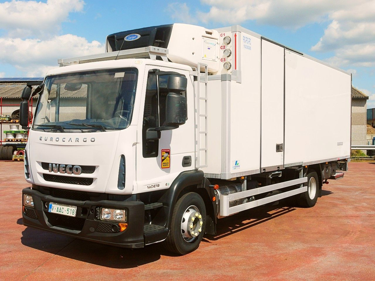 Iveco 140E19 EUROCARGO KUHLKOFFER CARRIER SUPRA 1250MT - Koelwagen vrachtwagen: afbeelding 3 Iveco 140E19 EUROCARGO KUHLKOFFER CARRIER SUPRA 1250MT - Koelwagen vrachtwagen: afbeelding 3