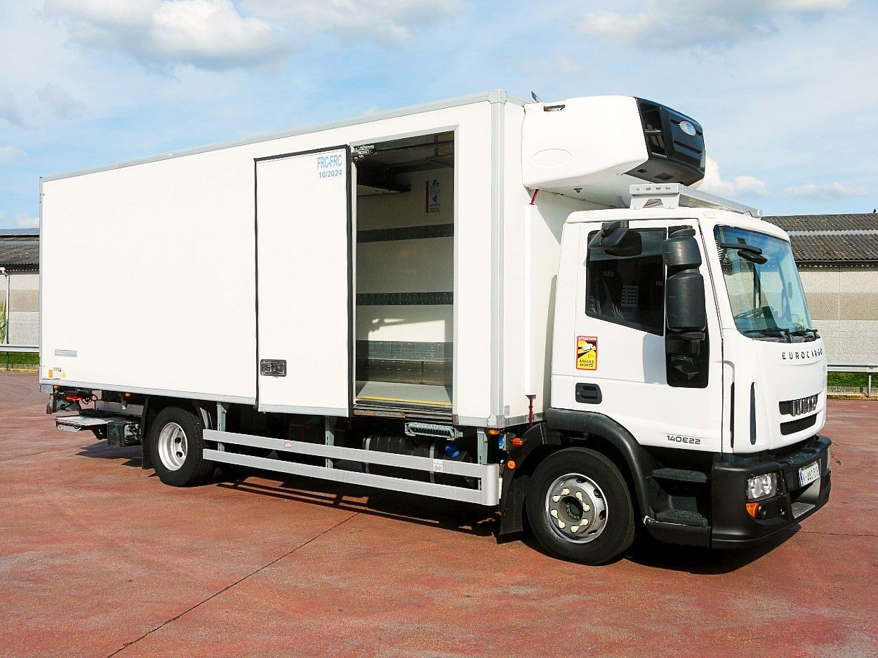 Iveco 140E22 KUHLKOFER CARRIER SUPRA 1150MT AC RETARDR - Koelwagen vrachtwagen: afbeelding 3 Iveco 140E22 KUHLKOFER CARRIER SUPRA 1150MT AC RETARDR - Koelwagen vrachtwagen: afbeelding 3