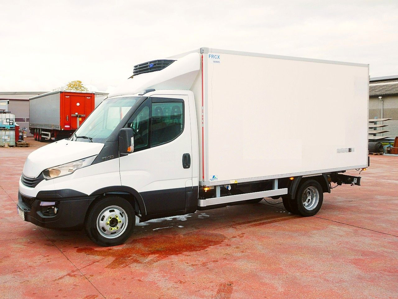 Iveco 35C16 DAILY KUHLKOFFER CARRIER XARIOS 350 - Koelwagen: afbeelding 4 Iveco 35C16 DAILY KUHLKOFFER CARRIER XARIOS 350 - Koelwagen: afbeelding 4