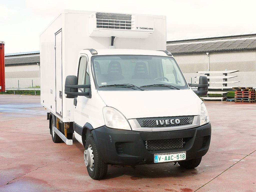 Iveco 60C15 65 70 DAILY KUHLKOFFER THERMOKING V500 A/C Iveco 60C15 65 70 DAILY KUHLKOFFER THERMOKING V500 A/C - Koelwagen: afbeelding 1 Iveco 60C15 65 70 DAILY KUHLKOFFER THERMOKING V500 A/C Iveco 60C15 65 70 DAILY KUHLKOFFER THERMOKING V500 A/C - Koelwagen: afbeelding 1