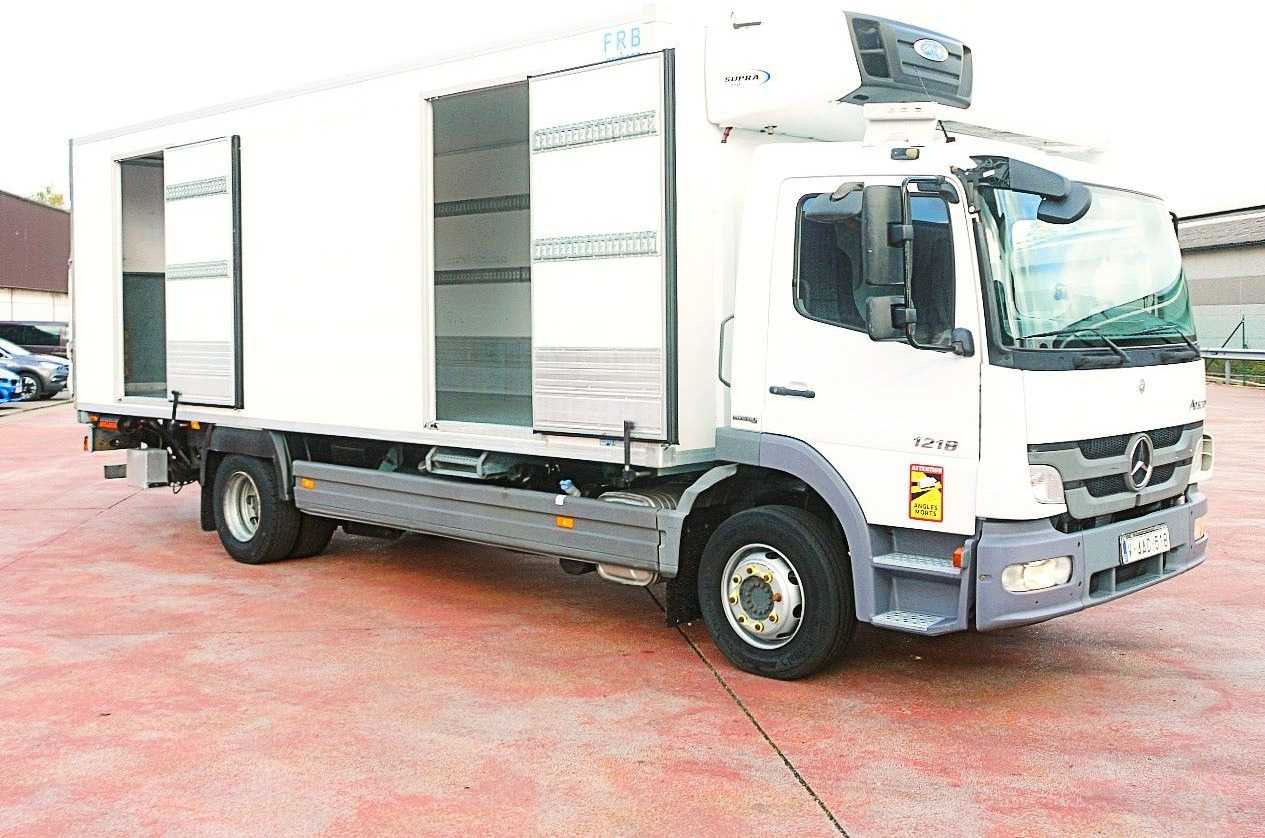 Mercedes-Benz 1218 ATEGO KUHLKOFFER CARRIER SUPRA 550 LBW - Koelwagen vrachtwagen: afbeelding 3 Mercedes-Benz 1218 ATEGO KUHLKOFFER CARRIER SUPRA 550 LBW - Koelwagen vrachtwagen: afbeelding 3