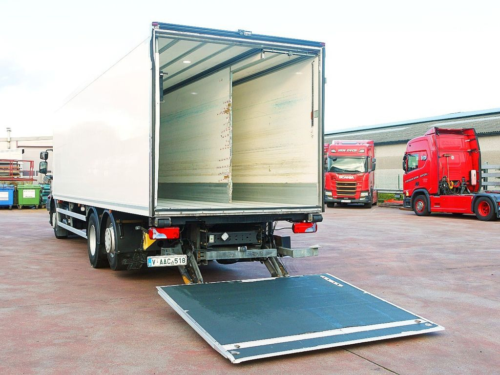 Koelwagen vrachtwagen Renault 26.320 D KUHLKOFFER THERMOKING MT T1200 6X2 A/C Renault 26 320 D KUHLKOFFER THERMOKING MT T1200 6X2 A/C: afbeelding 7 Koelwagen vrachtwagen Renault 26.320 D KUHLKOFFER THERMOKING MT T1200 6X2 A/C Renault 26 320 D KUHLKOFFER THERMOKING MT T1200 6X2 A/C: afbeelding 7