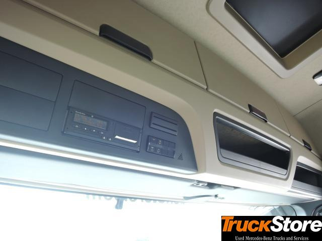 Mercedes-Benz Actros 1845 LS - Trekker: afbeelding 2 Mercedes-Benz Actros 1845 LS - Trekker: afbeelding 2
