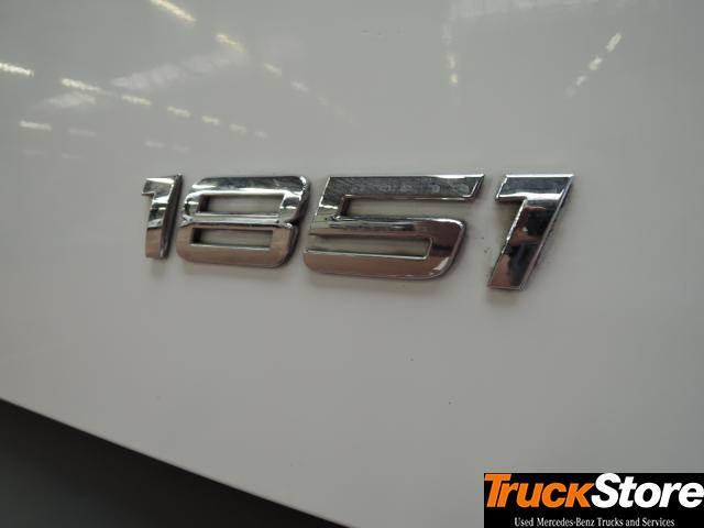 Mercedes-Benz Actros 1851 LS - Trekker: afbeelding 2 Mercedes-Benz Actros 1851 LS - Trekker: afbeelding 2