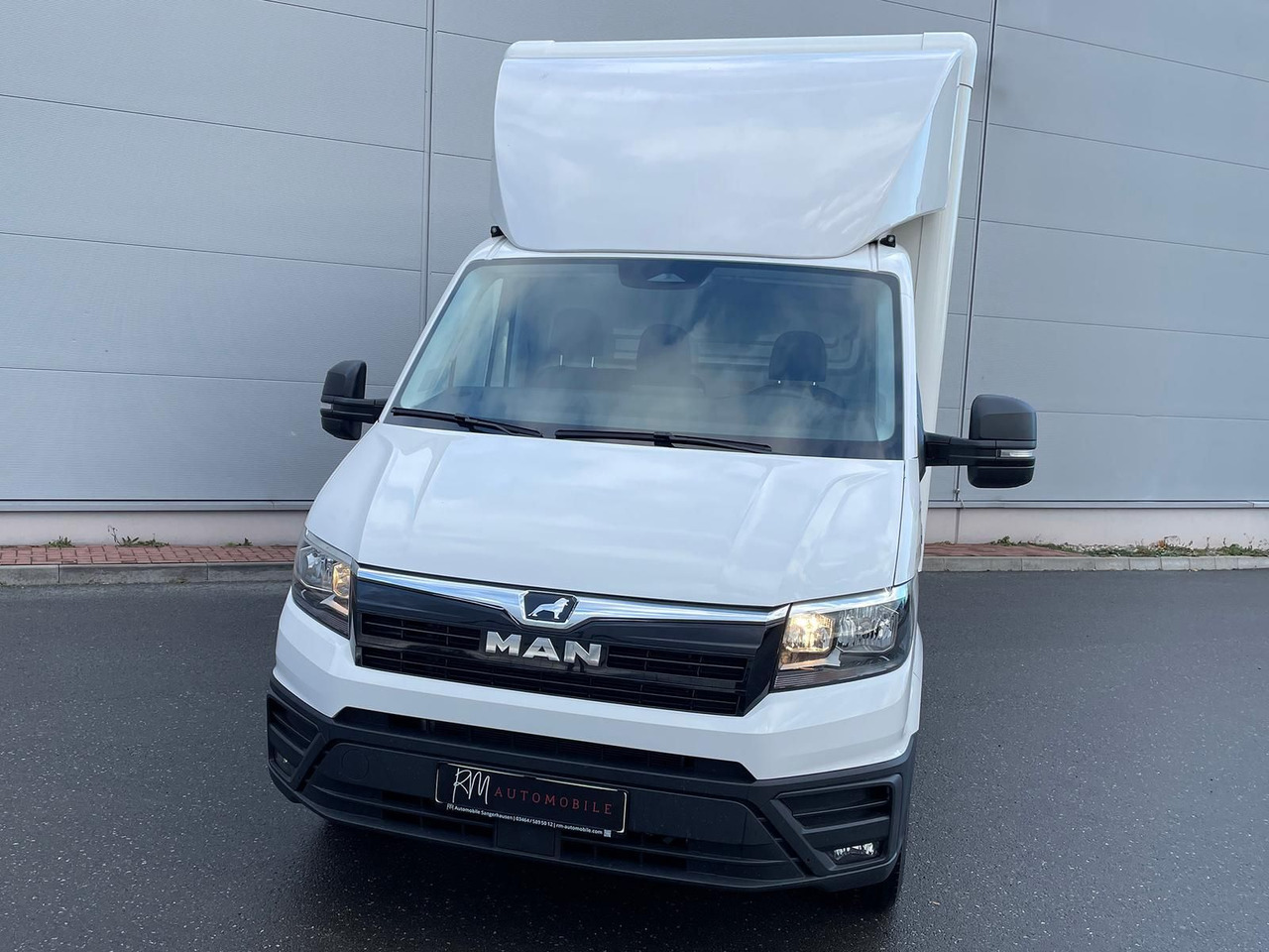 MAN TGE 3.160 Fahrgestell Einzelkabine Koffer NAVI - Bestelwagen gesloten laadbak: afbeelding 4 MAN TGE 3.160 Fahrgestell Einzelkabine Koffer NAVI - Bestelwagen gesloten laadbak: afbeelding 4