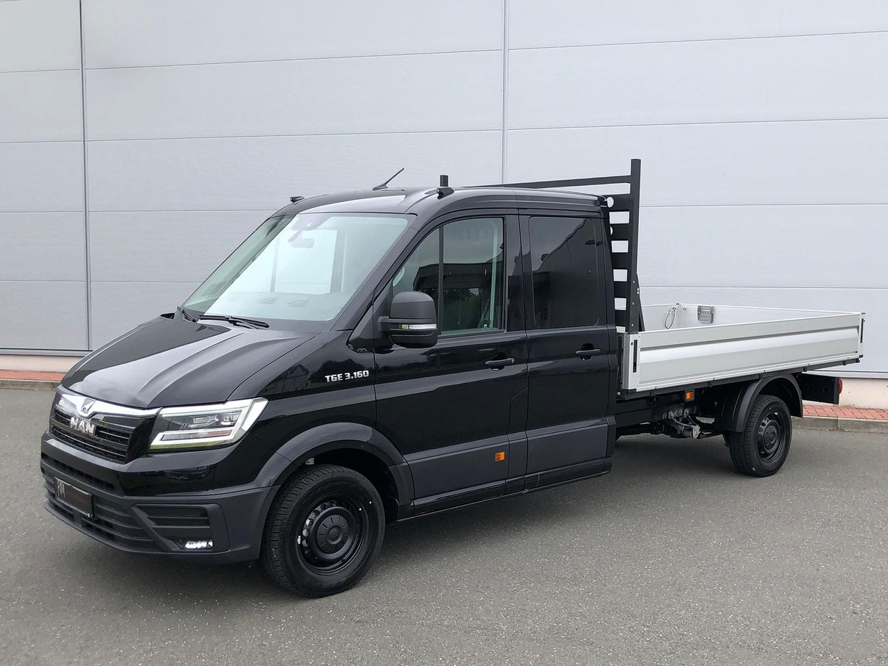 MAN TGE 3.160 Pritsche DOKA LR HECK AHK 3.5t ACC NAV - Personenwagen: afbeelding 1 MAN TGE 3.160 Pritsche DOKA LR HECK AHK 3.5t ACC NAV - Personenwagen: afbeelding 1