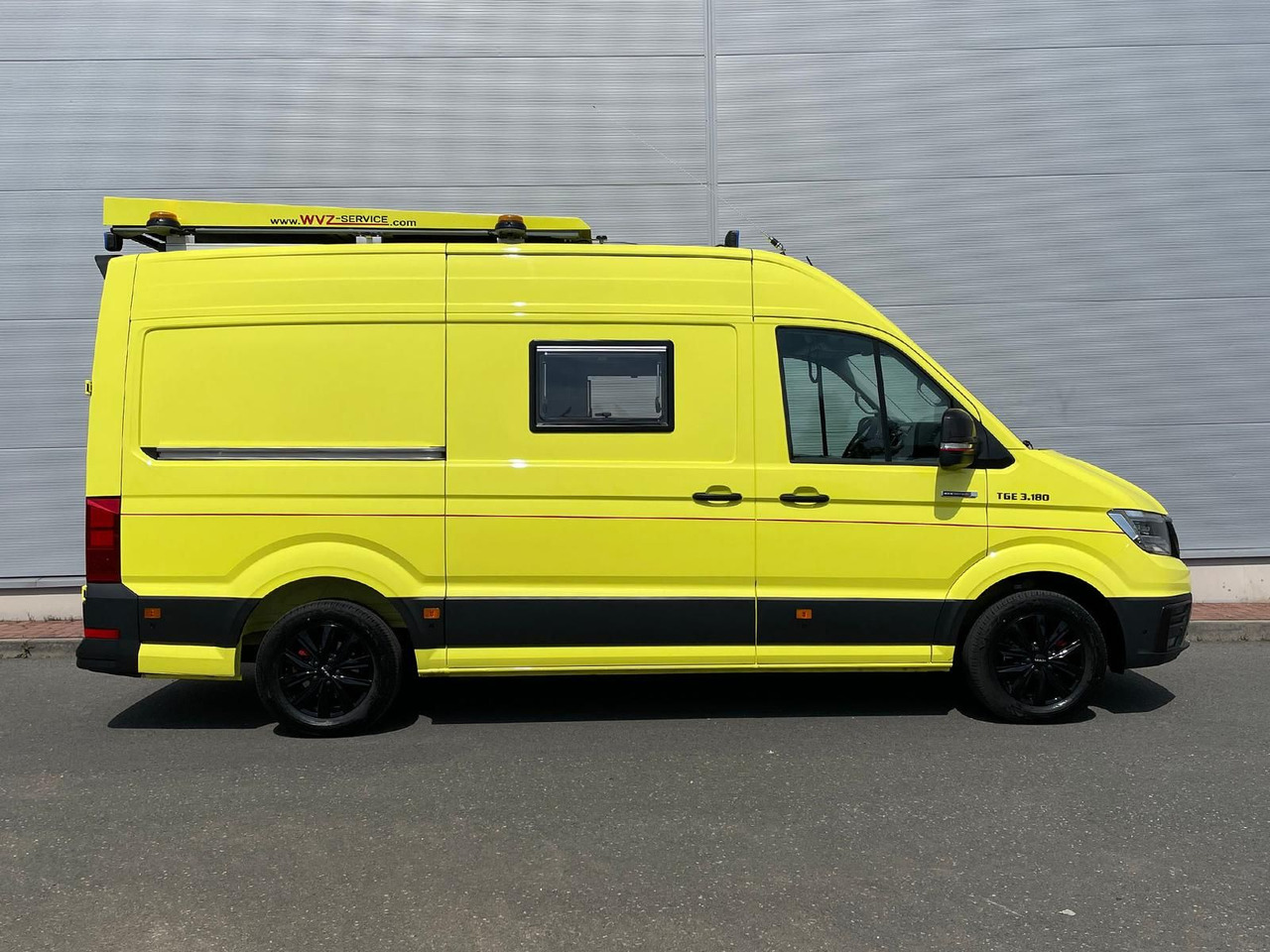 MAN TGE 3.180 L3H3 IndividualS BF3 + BEGLEITFAHRZEUG - Personenwagen: afbeelding 5 MAN TGE 3.180 L3H3 IndividualS BF3 + BEGLEITFAHRZEUG - Personenwagen: afbeelding 5