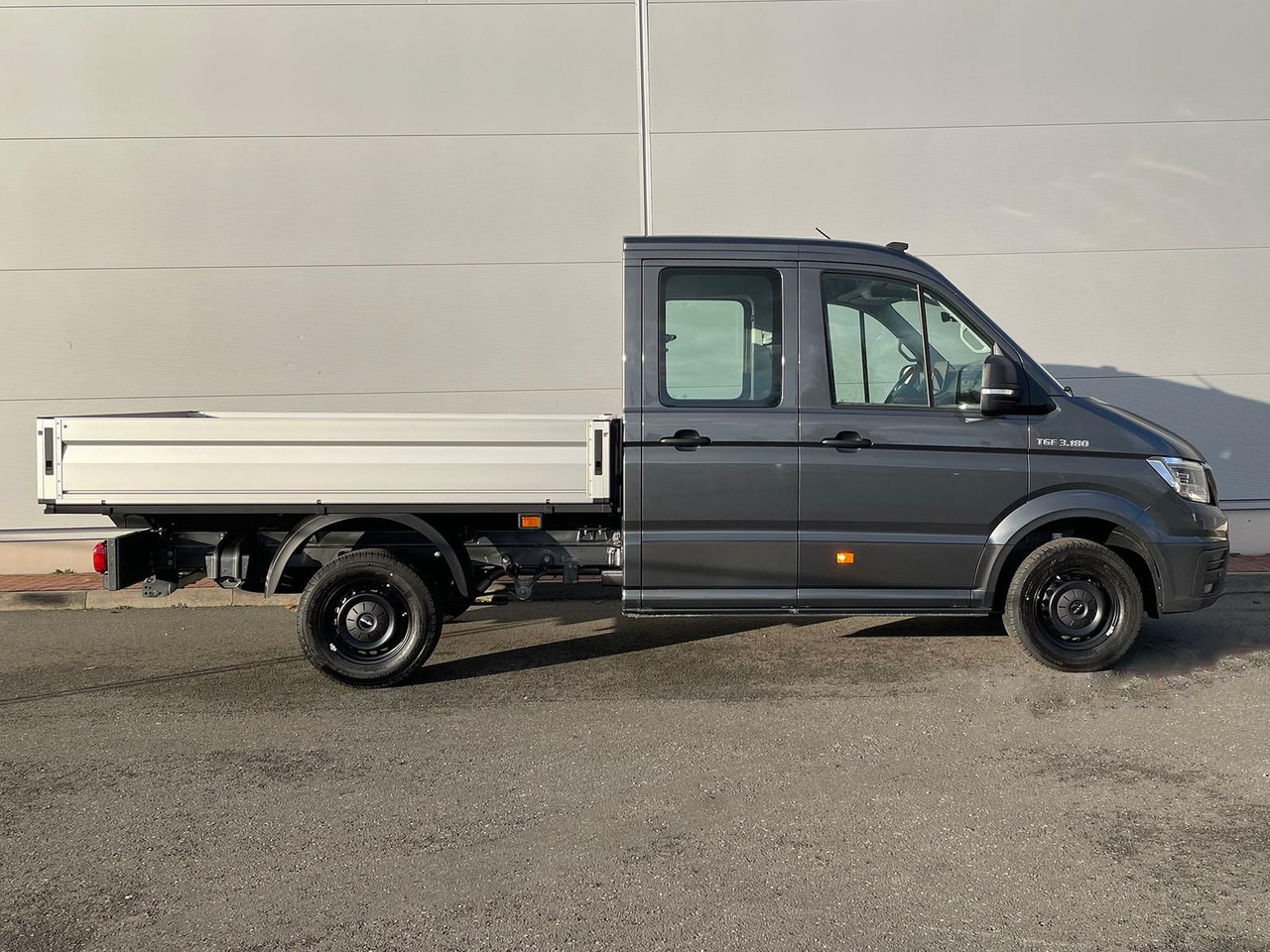 MAN TGE 3.180 Pritsche DOKA MR STANDHZ AHK KAMERA - Bestelwagen open laadbak, Bestelwagen met dubbele cabine: afbeelding 5 MAN TGE 3.180 Pritsche DOKA MR STANDHZ AHK KAMERA - Bestelwagen open laadbak, Bestelwagen met dubbele cabine: afbeelding 5