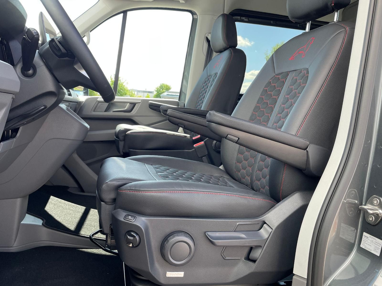 Gesloten bestelwagen, Bestelwagen met dubbele cabine MAN TGE 3.200 L3H2 MIXTO 4x4 Individual S ACC STHZ: afbeelding 27