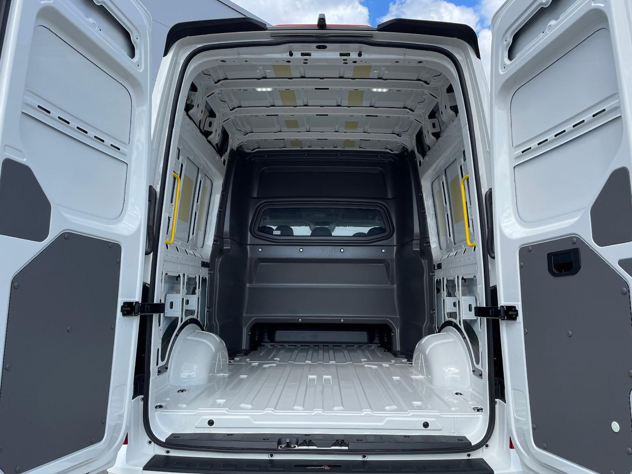 Gesloten bestelwagen, Bestelwagen met dubbele cabine MAN TGE 3.200 L3H3 MIXTO 4x4 Individual S ACC STANDH: afbeelding 28