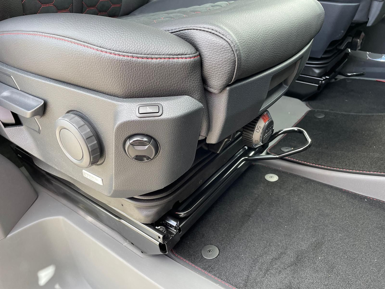 Gesloten bestelwagen, Bestelwagen met dubbele cabine MAN TGE 3.200 L3H3 MIXTO 4x4 Individual S ACC STANDH: afbeelding 34