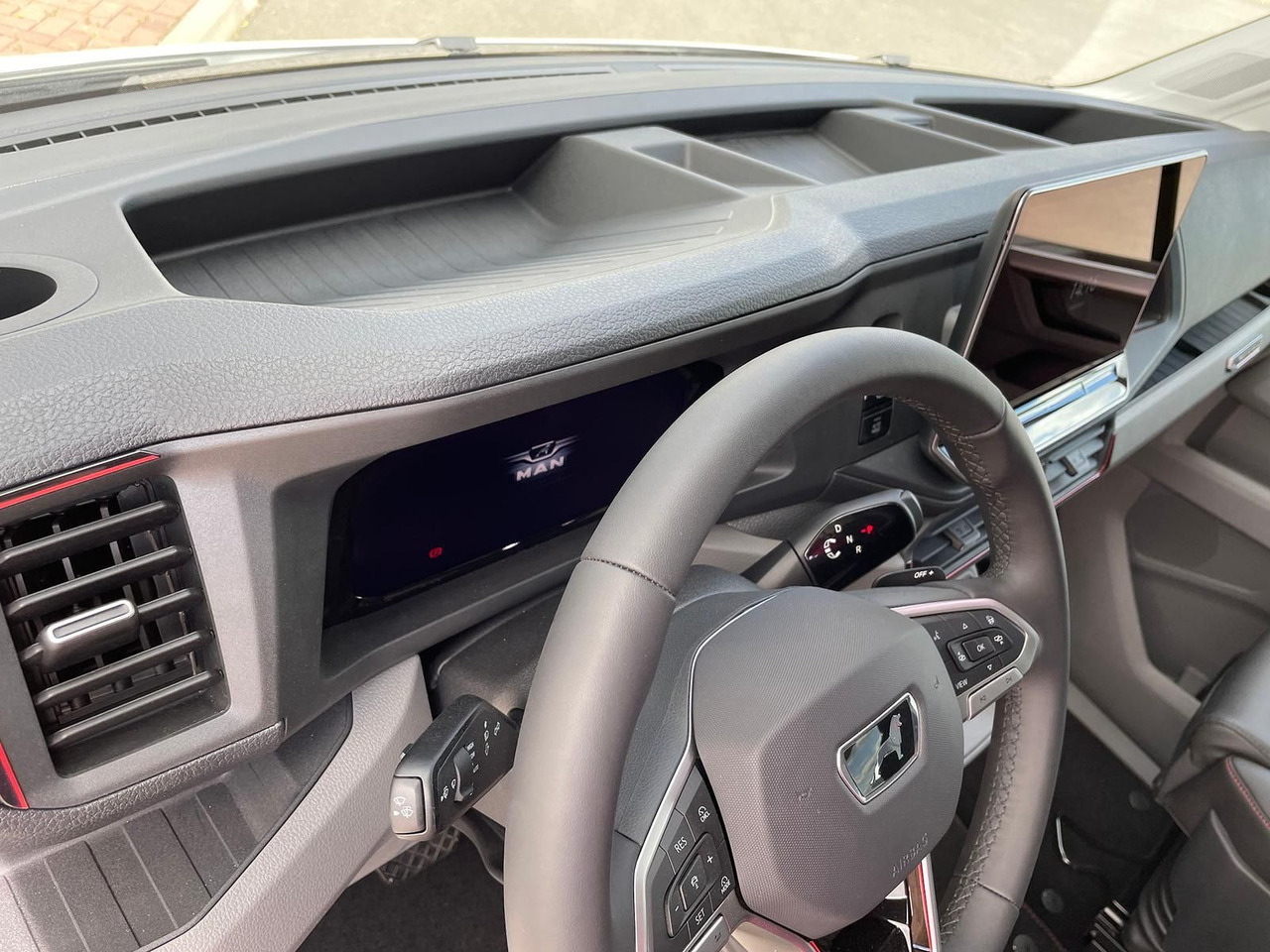 Gesloten bestelwagen, Bestelwagen met dubbele cabine MAN TGE 3.200 L3H3 MIXTO 4x4 Individual S ACC STANDH: afbeelding 35