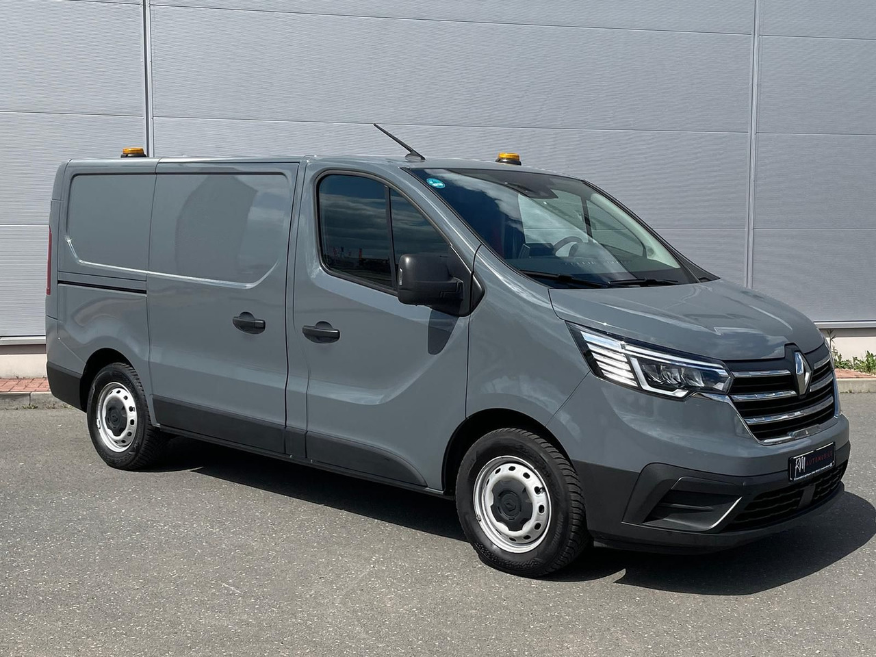 Renault Trafic Kasten RED EDITION L1H1 AHK LED DAB MFL - Gesloten bestelwagen: afbeelding 2 Renault Trafic Kasten RED EDITION L1H1 AHK LED DAB MFL - Gesloten bestelwagen: afbeelding 2