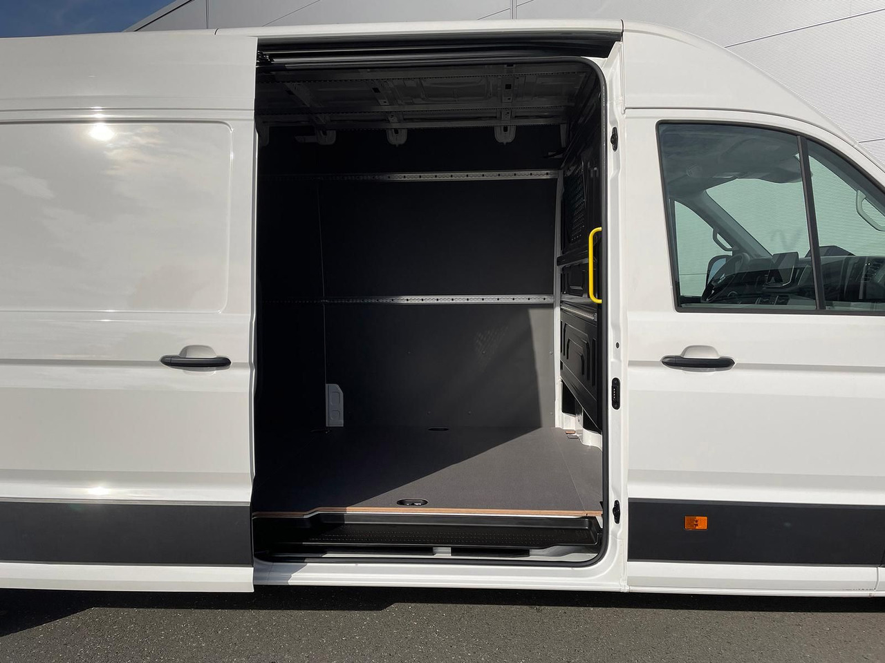 Personenvervoer Volkswagen Crafter Kasten 35 L4H3 Autom. NAVI KAMERA KLIMA: afbeelding 10 Personenvervoer Volkswagen Crafter Kasten 35 L4H3 Autom. NAVI KAMERA KLIMA: afbeelding 10