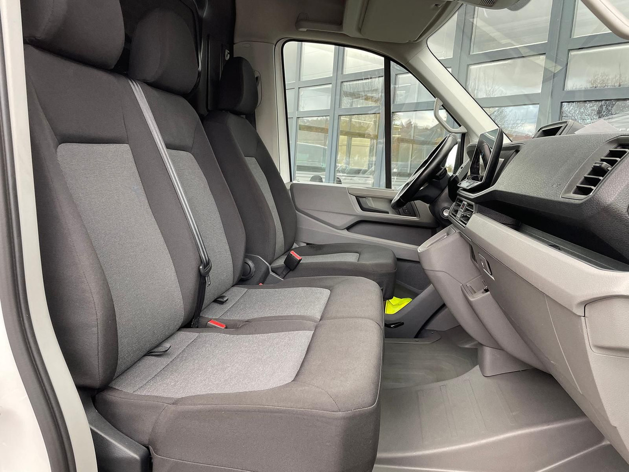 Personenvervoer Volkswagen Crafter Kasten 35 L4H3 Autom. NAVI KAMERA KLIMA: afbeelding 13 Personenvervoer Volkswagen Crafter Kasten 35 L4H3 Autom. NAVI KAMERA KLIMA: afbeelding 13