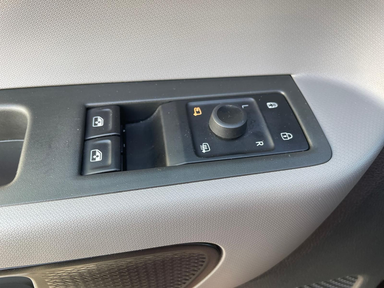 Personenvervoer, Elektrische bedrijfswagen Volkswagen ID.Buzz KW Fahrwerk LM Felgen KLIMA PDC ACC DAB: afbeelding 35