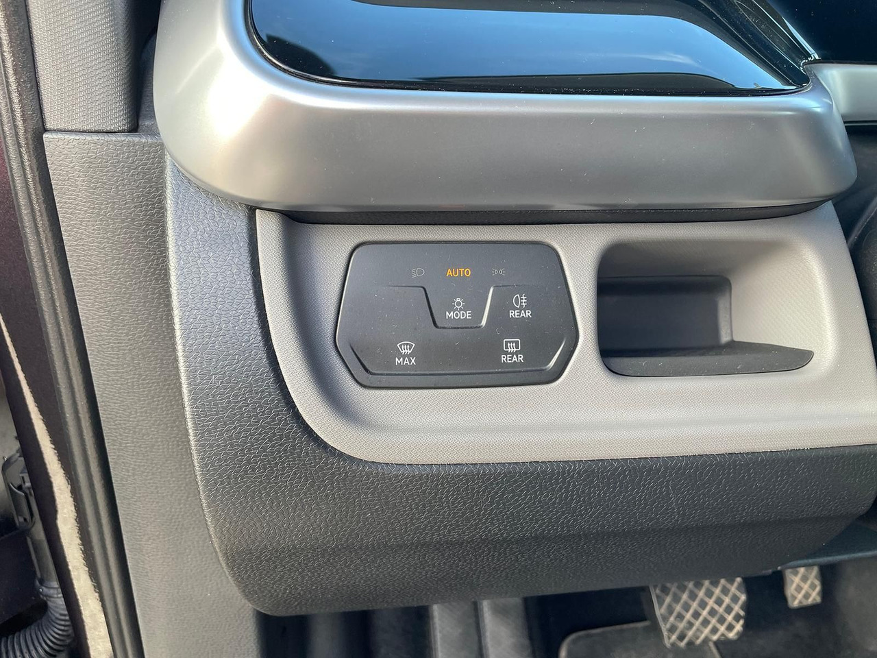 Personenvervoer, Elektrische bedrijfswagen Volkswagen ID.Buzz KW Fahrwerk LM Felgen KLIMA PDC ACC DAB: afbeelding 36 Personenvervoer, Elektrische bedrijfswagen Volkswagen ID.Buzz KW Fahrwerk LM Felgen KLIMA PDC ACC DAB: afbeelding 36