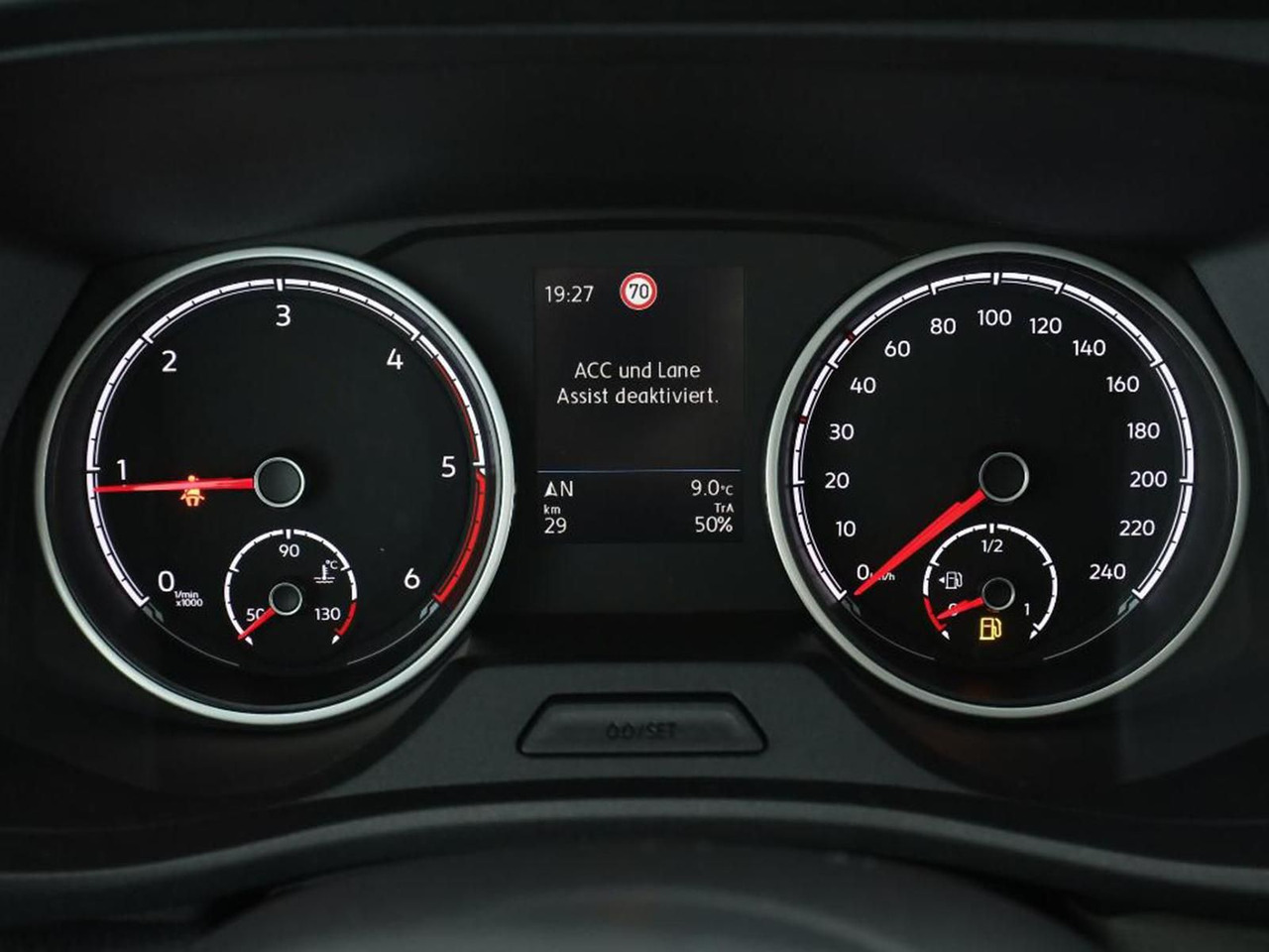 Stationwagen Volkswagen T6.1 Transporter Kombi KR LED STANDHZ ACC NAVI: afbeelding 6 Stationwagen Volkswagen T6.1 Transporter Kombi KR LED STANDHZ ACC NAVI: afbeelding 6