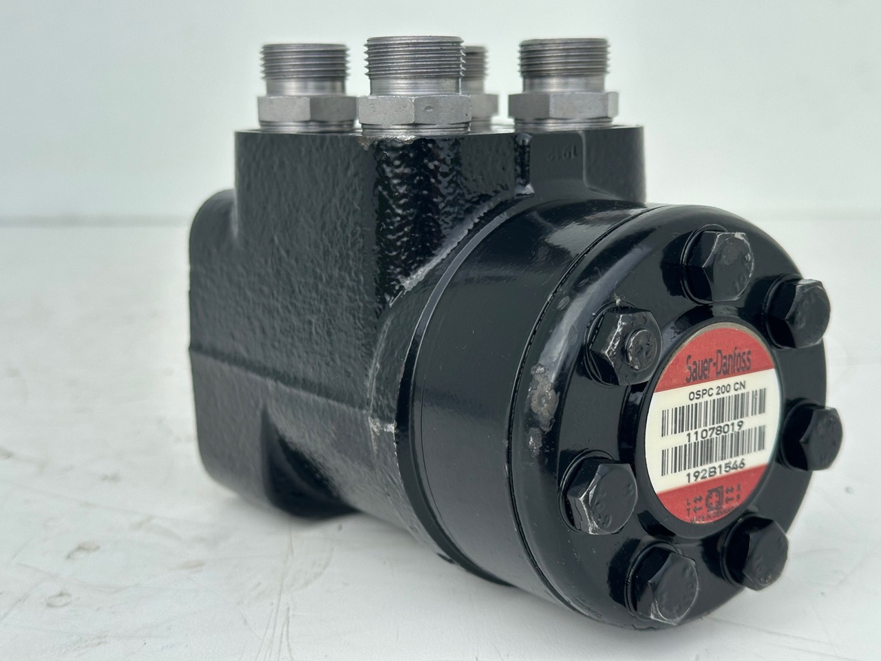 DANFOSS / SAUER Original Lenkeinheit Sauer – Danfoss Typ:OSPC 200 CN mit Nr.11078019. #11078019.04.10# - Hydromotor voor Graafmachine: afbeelding 4 DANFOSS / SAUER Original Lenkeinheit Sauer – Danfoss Typ:OSPC 200 CN mit Nr.11078019. #11078019.04.10# - Hydromotor voor Graafmachine: afbeelding 4