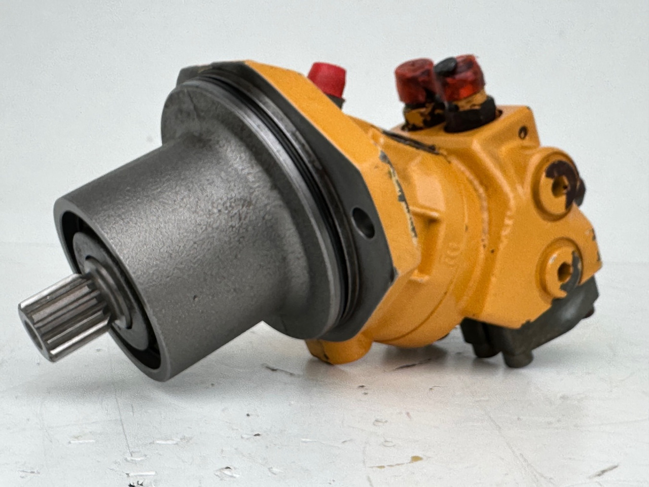 LIEBHERR Konstantmotor mit ID-Nr.5008984-ID-Nr.5007150 – Hydromatik Rexroth Axialkolbenmotor mit Nr.2000349 Typ:A2FE23/61W-NAL191. A308,A310,A312,A900ZW,R308,R310,R312,LOS914,R914,R916. #4064579.DK# - Hydromotor voor Graafmachine: afbeelding 1 LIEBHERR Konstantmotor mit ID-Nr.5008984-ID-Nr.5007150 – Hydromatik Rexroth Axialkolbenmotor mit Nr.2000349 Typ:A2FE23/61W-NAL191. A308,A310,A312,A900ZW,R308,R310,R312,LOS914,R914,R916. #4064579.DK# - Hydromotor voor Graafmachine: afbeelding 1