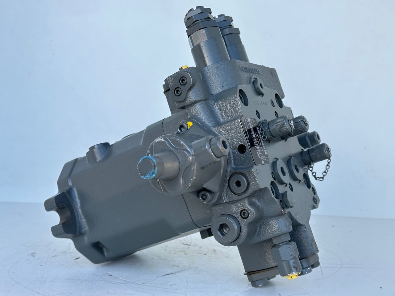 LIEBHERR - LINDE Original Hydromotor Typ:HMF75-02 2560 G 03 mit ID-Nr.10007106. A914 B-LI, A914 LI, A924 B-LI, A924 LI, MG15, MBG12, MG20, MFG10, BG12H #HYX293G00103# - Hydromotor voor Mobiele graafmachine: afbeelding 4 LIEBHERR - LINDE Original Hydromotor Typ:HMF75-02 2560 G 03 mit ID-Nr.10007106. A914 B-LI, A914 LI, A924 B-LI, A924 LI, MG15, MBG12, MG20, MFG10, BG12H #HYX293G00103# - Hydromotor voor Mobiele graafmachine: afbeelding 4