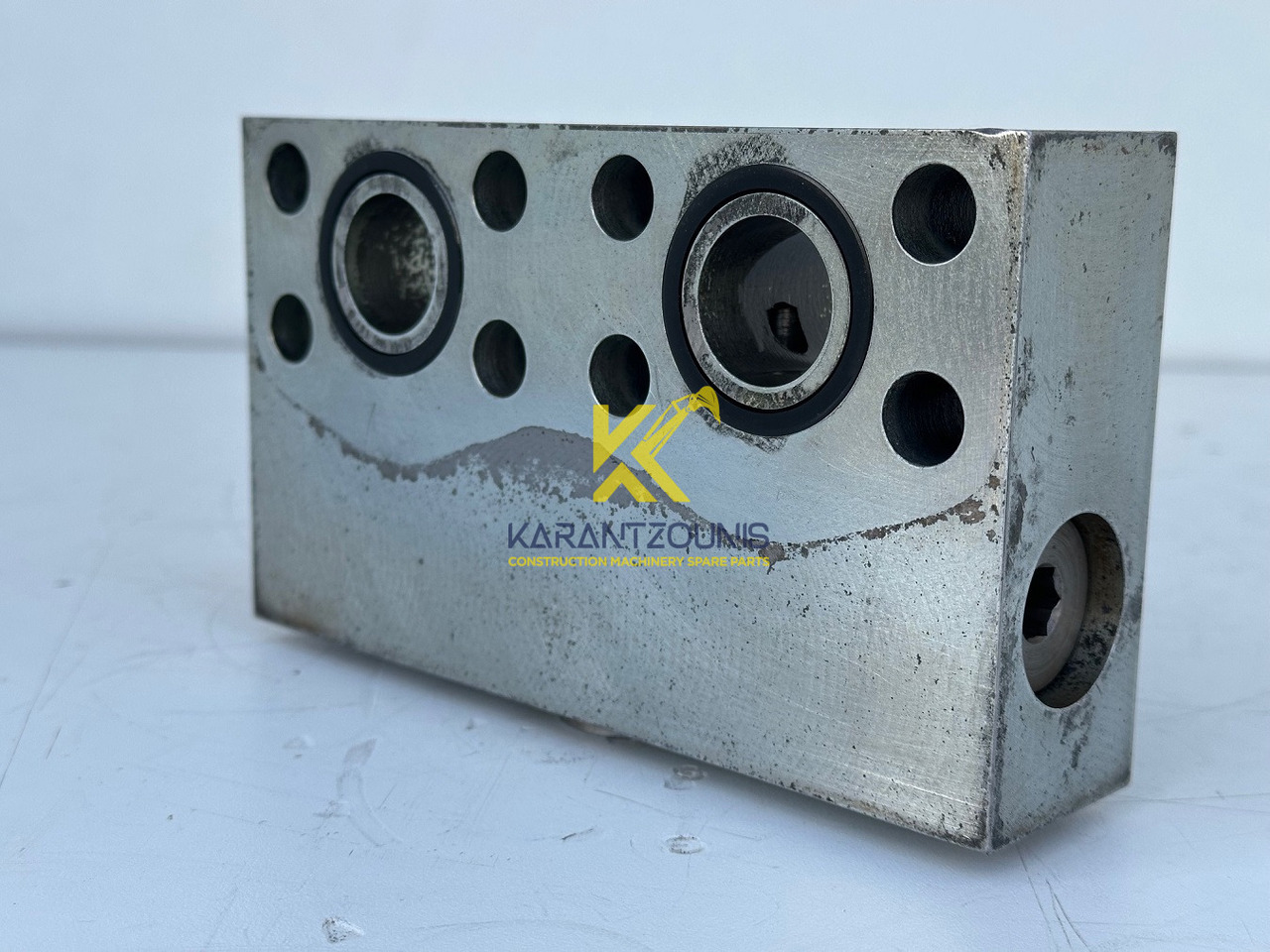 Liebherr Dämpfungsventil ID-Nr.10121777. P924 COMP, P926, R926, R916, R922, R924 COMP, R924, R926 COMP, R926, R930, R936, R946, R950 T, R960 T. #10121777.43199# - Zwenkmotor voor Bouwmachine: afbeelding 3 Liebherr Dämpfungsventil ID-Nr.10121777. P924 COMP, P926, R926, R916, R922, R924 COMP, R924, R926 COMP, R926, R930, R936, R946, R950 T, R960 T. #10121777.43199# - Zwenkmotor voor Bouwmachine: afbeelding 3