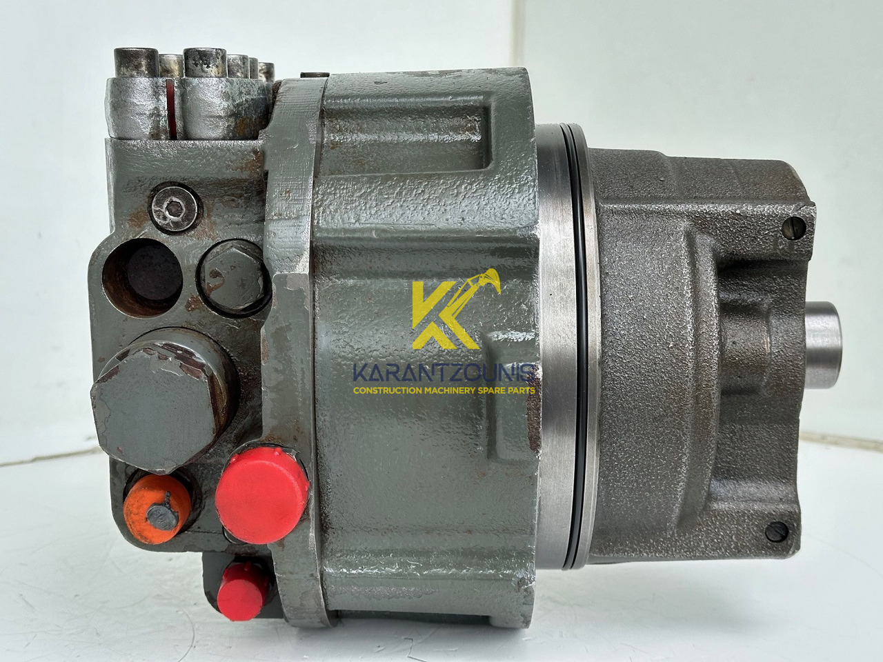 Liebherr Hydraulikeinbaumotor CMVE O 108. ID-Nr.10118562 - ID-Nr.10132610 - ID-Nr.10129048. LOS1916, LOS916, LOS926, R906, R916, R918, R920, R922, R924, R926COMP, R926, R936. #28313# - Hydromotor voor Bouwmachine: afbeelding 3 Liebherr Hydraulikeinbaumotor CMVE O 108. ID-Nr.10118562 - ID-Nr.10132610 - ID-Nr.10129048. LOS1916, LOS916, LOS926, R906, R916, R918, R920, R922, R924, R926COMP, R926, R936. #28313# - Hydromotor voor Bouwmachine: afbeelding 3