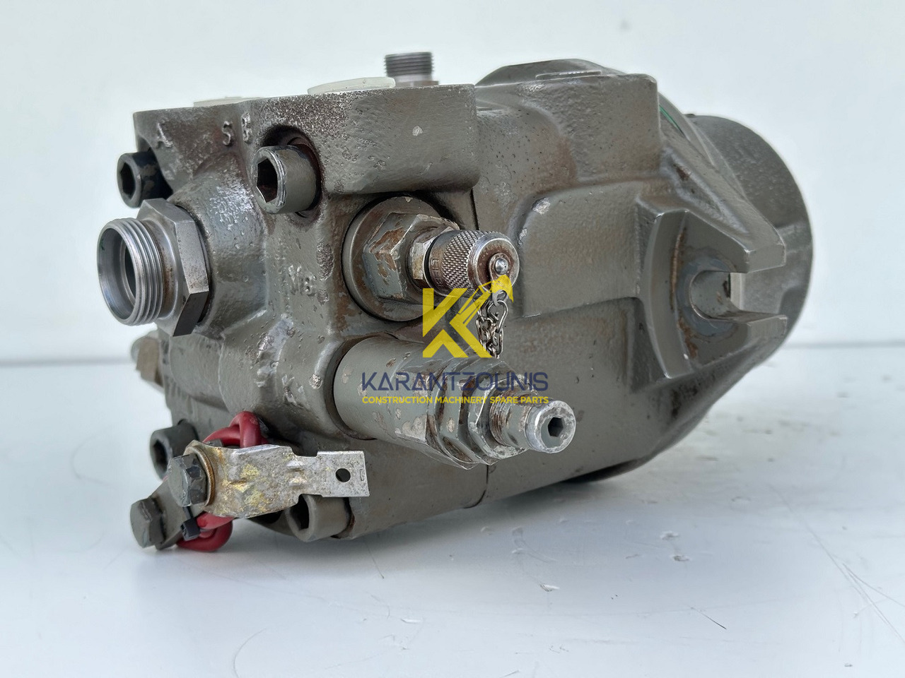 Liebherr Hydraulikeinbaumotor Typ:FMF058, ID-Nr.10122576 - ID-Nr.10145827 - ID-Nr.11371069. LOS1906, P924 COMP , R906, R906 PROTO, R916, R922, R924, R924 COMP, R926 COMP, R926 K LC. #11371069.43199# - Zwenkmotor voor Bouwmachine: afbeelding 4 Liebherr Hydraulikeinbaumotor Typ:FMF058, ID-Nr.10122576 - ID-Nr.10145827 - ID-Nr.11371069. LOS1906, P924 COMP , R906, R906 PROTO, R916, R922, R924, R924 COMP, R926 COMP, R926 K LC. #11371069.43199# - Zwenkmotor voor Bouwmachine: afbeelding 4