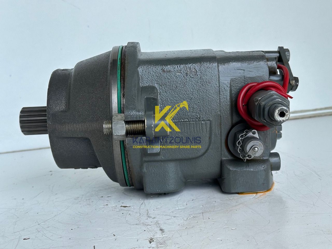 Liebherr Hydraulikeinbaumotor Typ:FMF058, ID-Nr.10122576 - ID-Nr.10145827 - ID-Nr.11371069. LOS1906, P924 COMP , R906, R906 PROTO, R916, R922, R924, R924 COMP, R926 COMP, R926 K LC. #39780# - Hydromotor voor Graafmachine: afbeelding 4 Liebherr Hydraulikeinbaumotor Typ:FMF058, ID-Nr.10122576 - ID-Nr.10145827 - ID-Nr.11371069. LOS1906, P924 COMP , R906, R906 PROTO, R916, R922, R924, R924 COMP, R926 COMP, R926 K LC. #39780# - Hydromotor voor Graafmachine: afbeelding 4