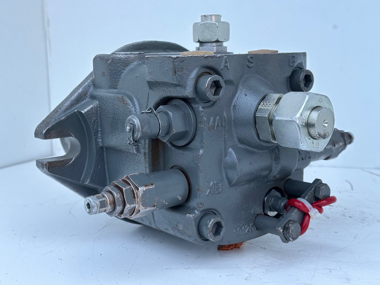 Liebherr Hydraulikeinbaumotor Typ:FMF090. ID-Nr.10139164 - ID-Nr.11371743. R946 LC, R946 LC-V, R946 NLC, R946 S-HD, R950 LC-V, R950 S-HD, R950. #11371743.11929# - Zwenkmotor voor Graafmachine: afbeelding 5 Liebherr Hydraulikeinbaumotor Typ:FMF090. ID-Nr.10139164 - ID-Nr.11371743. R946 LC, R946 LC-V, R946 NLC, R946 S-HD, R950 LC-V, R950 S-HD, R950. #11371743.11929# - Zwenkmotor voor Graafmachine: afbeelding 5