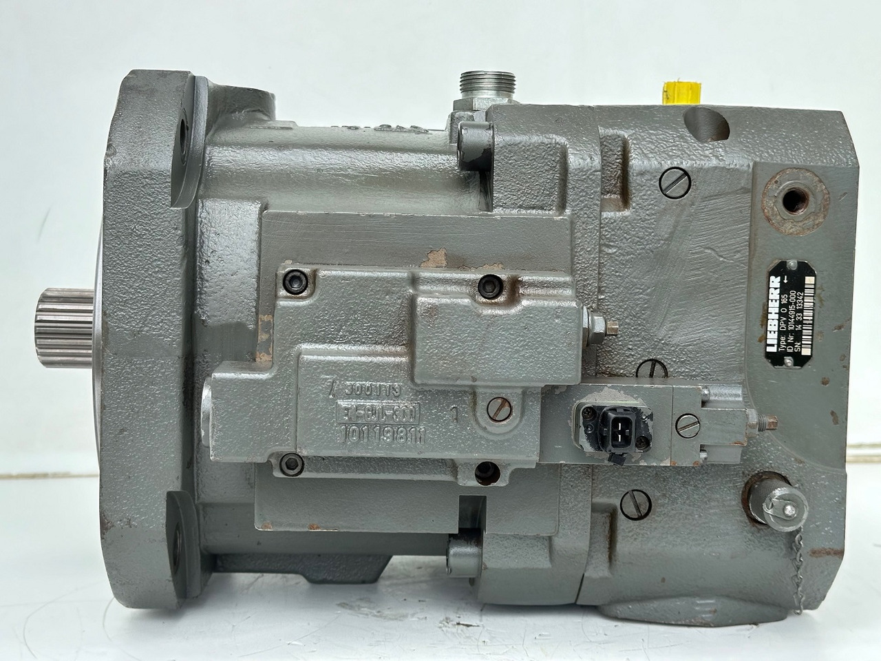 Liebherr Hydraulikverstellpumpe Typ:DPV O 165. ID-Nr.10120060 - ID-Nr.10144915. LH120 C-1103, LH120 CG-1103, LH120 M-1102. #10144915.13342# - Hydraulische pomp voor Mobiele graafmachine: afbeelding 5 Liebherr Hydraulikverstellpumpe Typ:DPV O 165. ID-Nr.10120060 - ID-Nr.10144915. LH120 C-1103, LH120 CG-1103, LH120 M-1102. #10144915.13342# - Hydraulische pomp voor Mobiele graafmachine: afbeelding 5