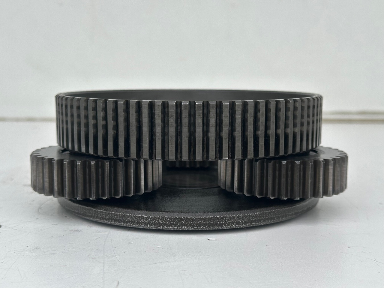 Liebherr Lamellenträger ID-Nr.944179403 mit Planetenträger ID-Nr.944178303 und Planetenrad ID-Nr.944177903. SAT200/277. #PL.P.LA.GH# - Zwenkmotor voor Graafmachine: afbeelding 3 Liebherr Lamellenträger ID-Nr.944179403 mit Planetenträger ID-Nr.944178303 und Planetenrad ID-Nr.944177903. SAT200/277. #PL.P.LA.GH# - Zwenkmotor voor Graafmachine: afbeelding 3