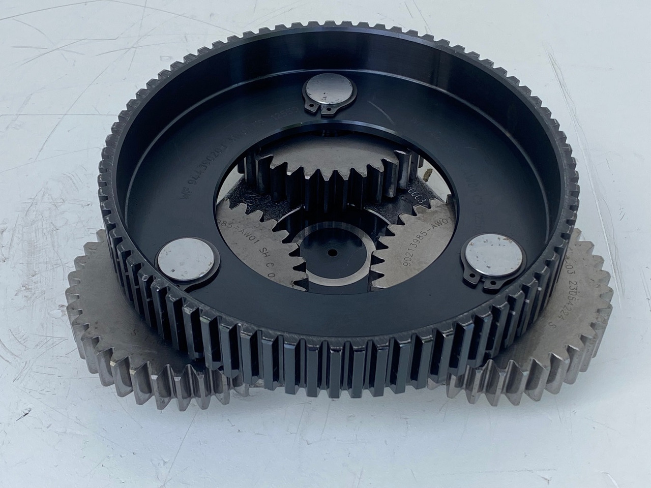 Liebherr Lamellenträger ID-Nr.944390203 - Planetenräder ID-Nr.90213984 - Planetenträger ID-Nr.944390003.   SAT250/278 - SAT250/287 - SAT250A300. #PLA1550# - Zwenkmotor voor Rupsgraafmachine: afbeelding 1 Liebherr Lamellenträger ID-Nr.944390203 - Planetenräder ID-Nr.90213984 - Planetenträger ID-Nr.944390003.   SAT250/278 - SAT250/287 - SAT250A300. #PLA1550# - Zwenkmotor voor Rupsgraafmachine: afbeelding 1