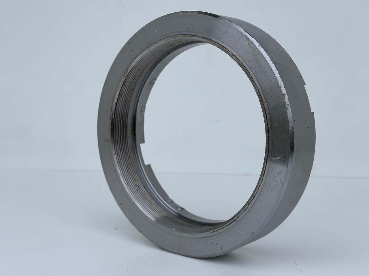 Liebherr Original Nutmutter ID-Nr.9443117 - ID-Nr.944311703. LH110,A974,LOS974,P974,P976,R974,R976,R980,P994,P995,R944,R995. #944311703.30.12.02# - Zwenkmotor voor Bouwmachine: afbeelding 4 Liebherr Original Nutmutter ID-Nr.9443117 - ID-Nr.944311703. LH110,A974,LOS974,P974,P976,R974,R976,R980,P994,P995,R944,R995. #944311703.30.12.02# - Zwenkmotor voor Bouwmachine: afbeelding 4