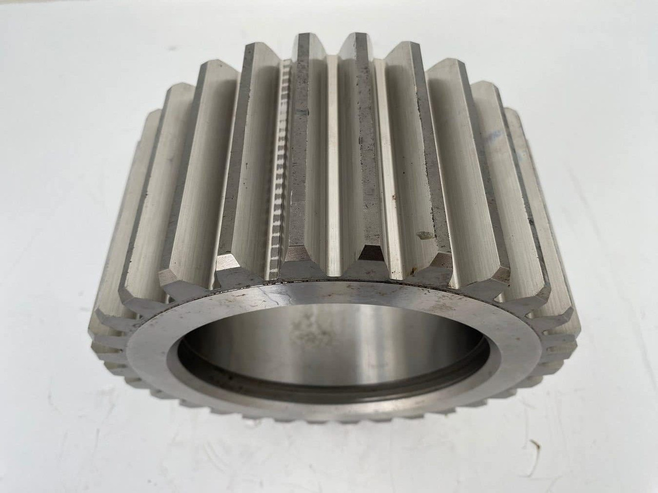 Liebherr Planetenrad ID-Nr.90002896 - ID-Nr.90011317. FAT600, FAT600/047, FAT600P067, FAT600P080, FAT600P090. - Eindaandrijving voor Graafmachine: afbeelding 5 Liebherr Planetenrad ID-Nr.90002896 - ID-Nr.90011317. FAT600, FAT600/047, FAT600P067, FAT600P080, FAT600P090. - Eindaandrijving voor Graafmachine: afbeelding 5