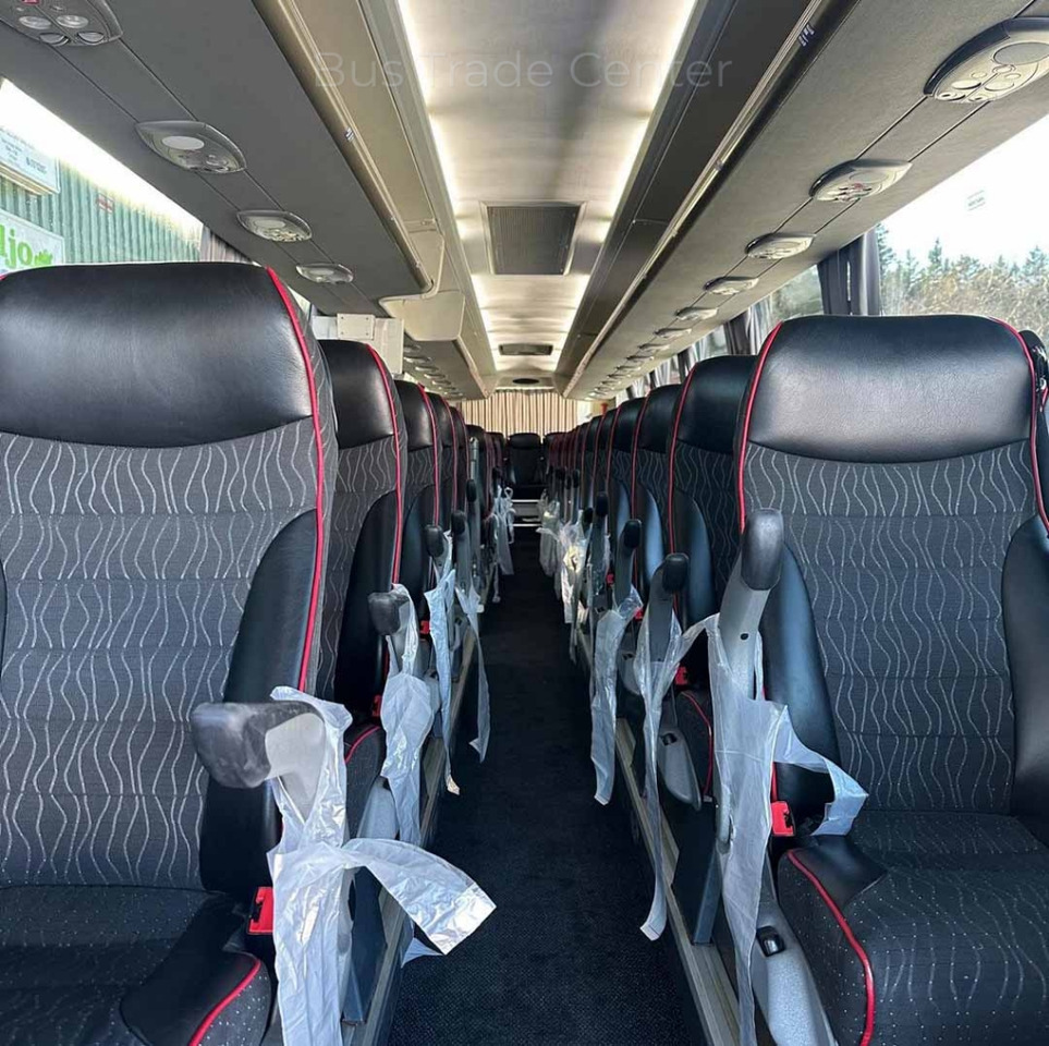 HIGER SCANIA TOURING HD // 59 seats - Touringcar: afbeelding 4 HIGER SCANIA TOURING HD // 59 seats - Touringcar: afbeelding 4